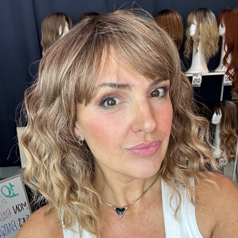 160 Balayage Rooted Light Brown to Blonde Short Beach Wavy Bob bangs 10-12” Wig - Picture 2 of 3